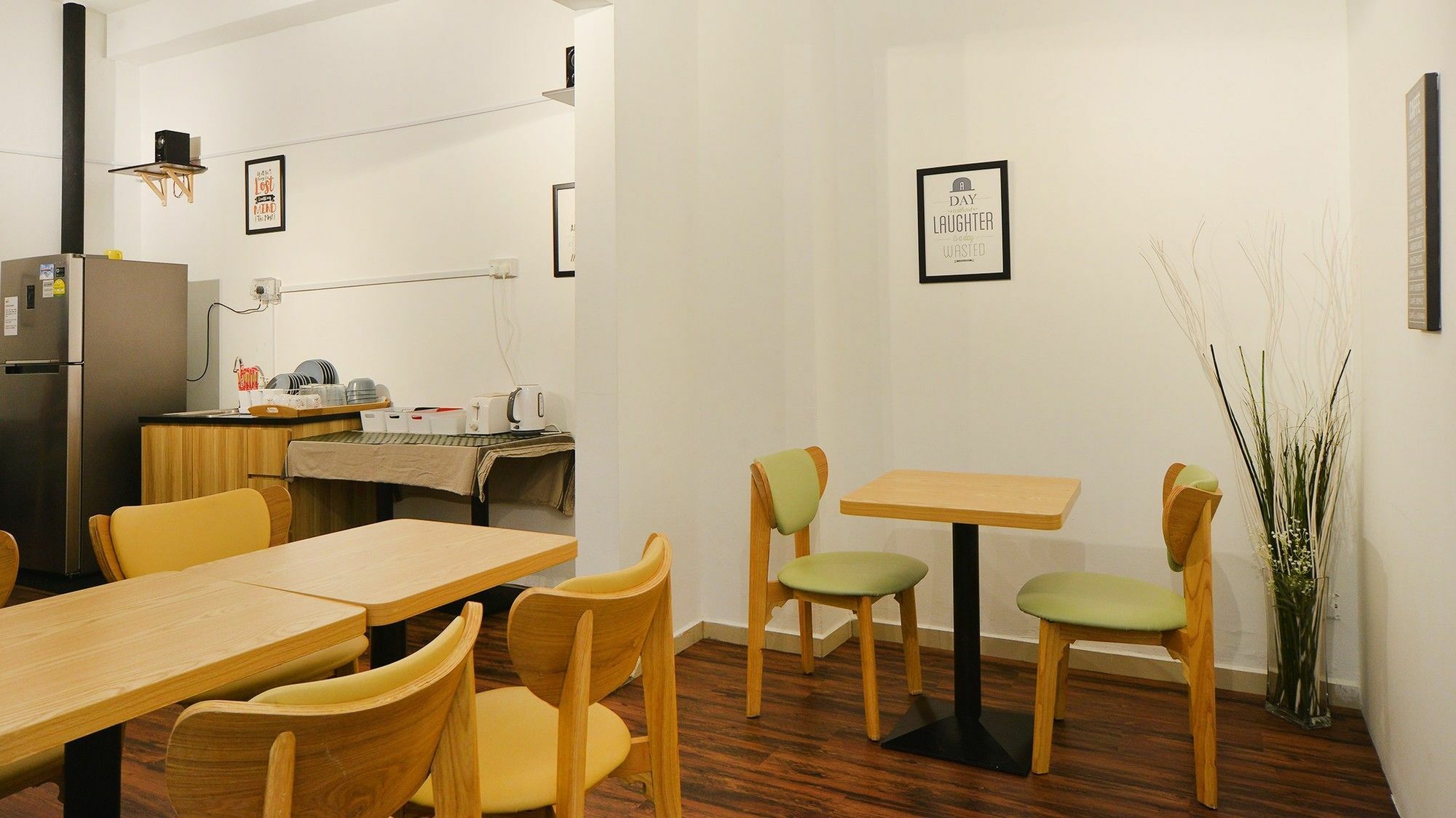 Zen Hostel Aljunied Сингапур Экстерьер фото