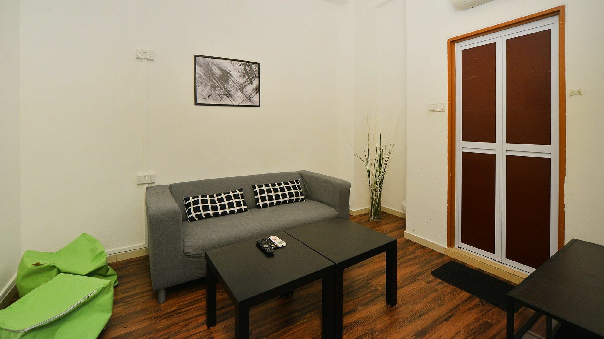 Zen Hostel Aljunied Сингапур Экстерьер фото